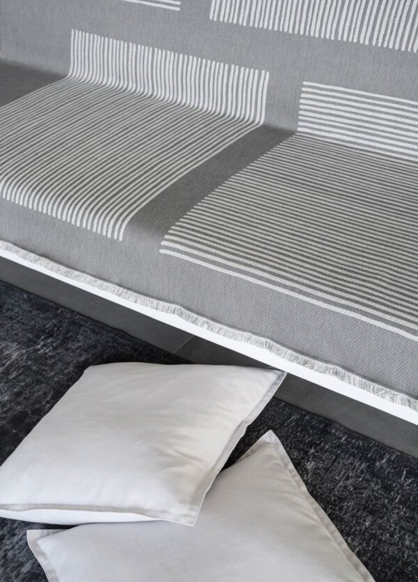 Spaces - Image 5