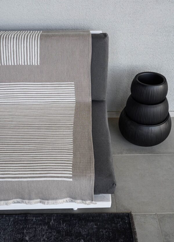 Spaces - Image 7